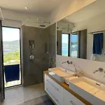 Pinea - Newly Built Modern Few Minutes From The - Villa