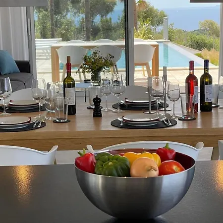 Pinea - Newly Built Modern Few Minutes From The - Villa Evgiros