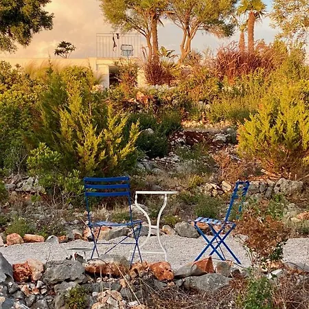 Pinea - Newly Built Modern Few Minutes From The -