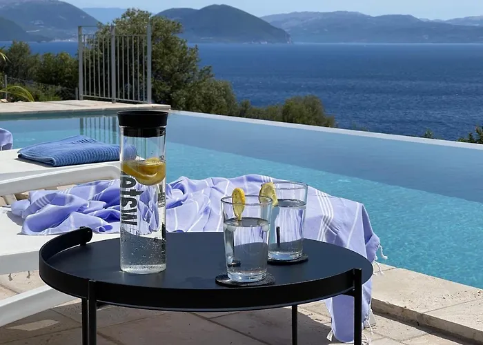 Pinea - Newly Built Modern Few Minutes From The - *